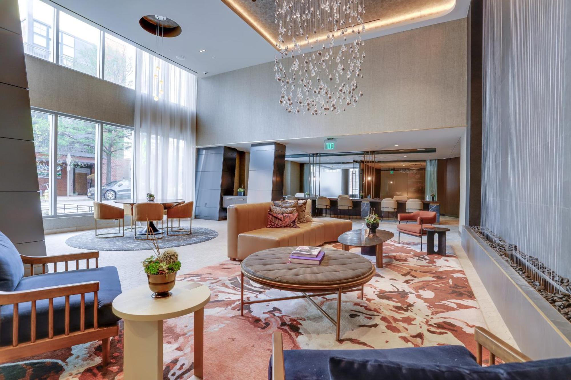 Stylish Condo At Clarendon With Rooftop Views أرلنغتون المظهر الخارجي الصورة
