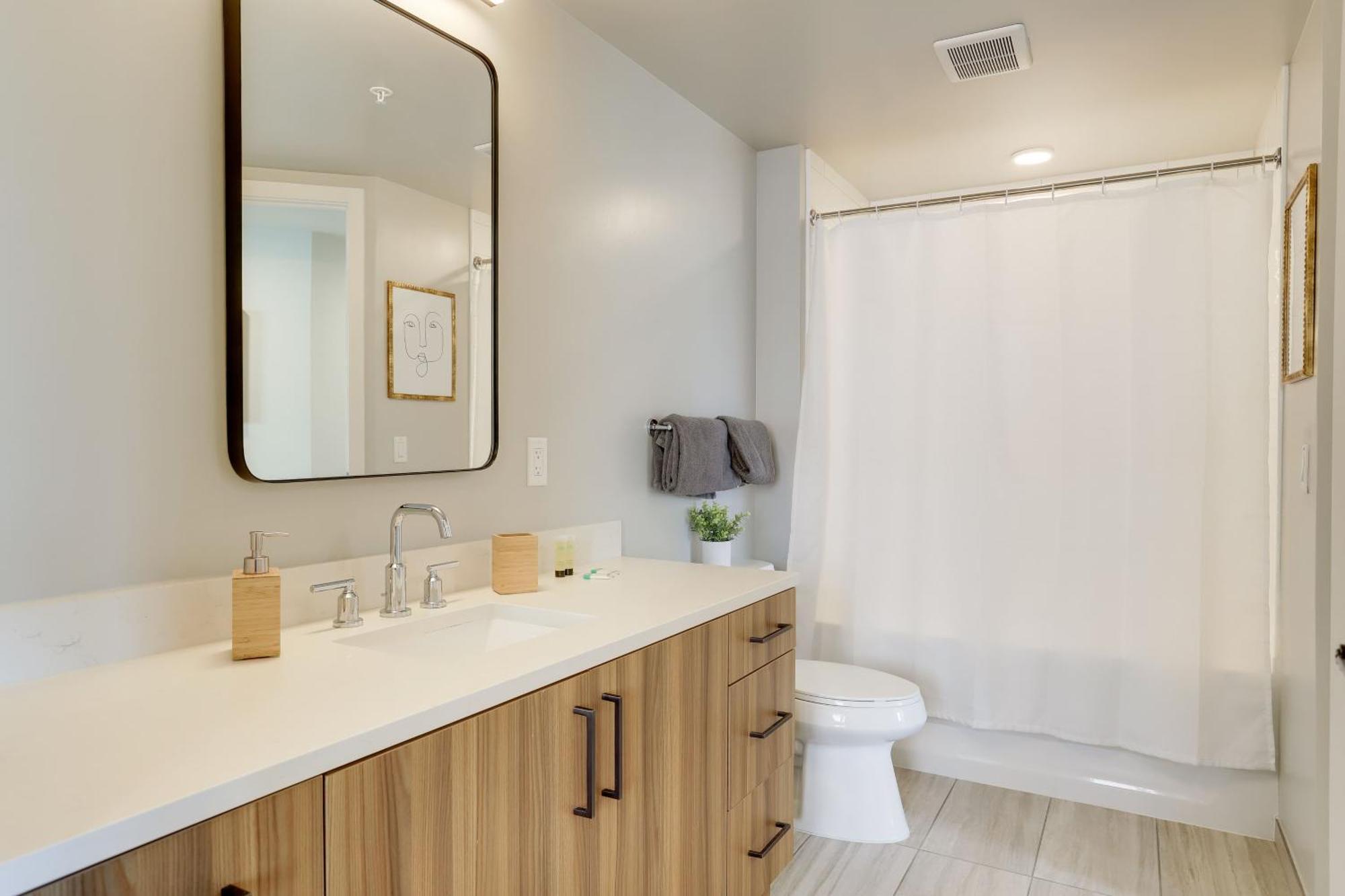 Stylish Condo At Clarendon With Rooftop Views أرلنغتون المظهر الخارجي الصورة